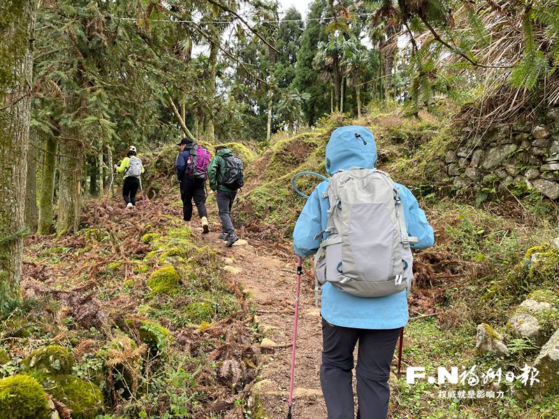 潮流运动“上新”福州人爱上徒步今天你登山了吗？(图1)